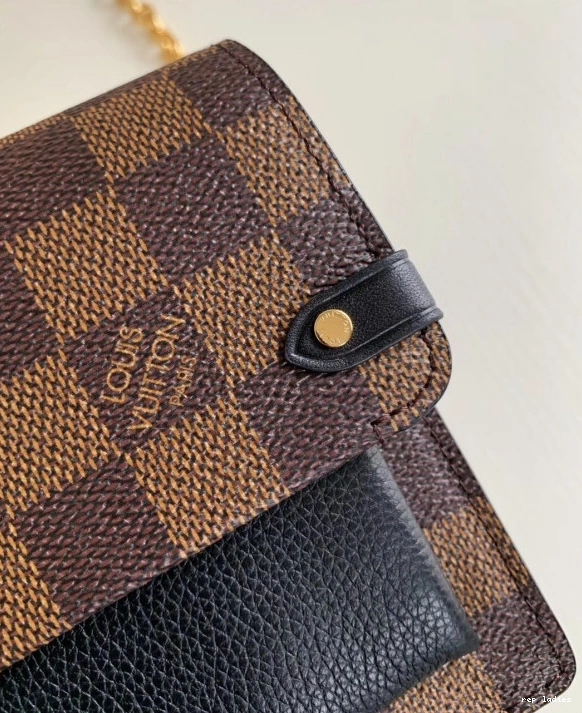 Cheap VUITTON CHAIN VAVIN LOUIS WALLET 0819